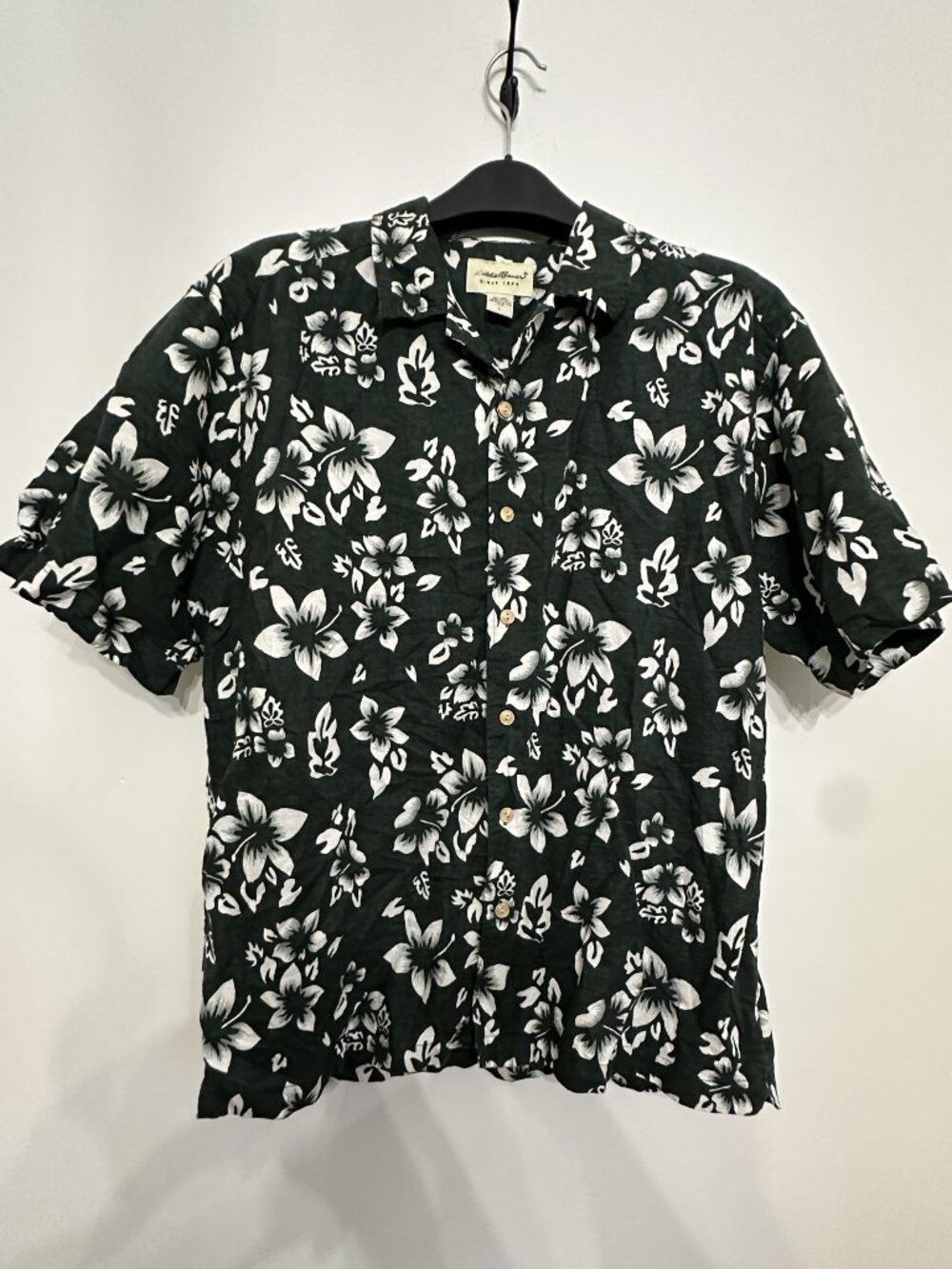 EDDIE BAUER HAWAIIAN STYLE SHIRT LINEN/COTTEN SIZE LARGE